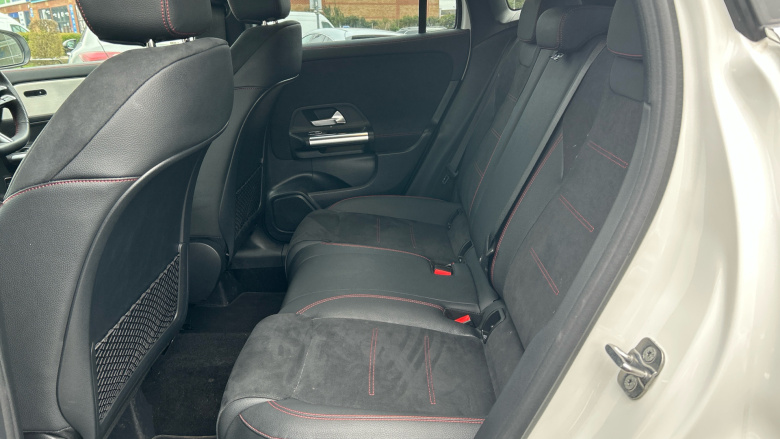 Mercedes-Benz GLA 200d AMG Line Executive 5dr Auto Diesel Hatchback